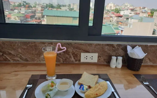 Hanoi La Cascada House & Travel