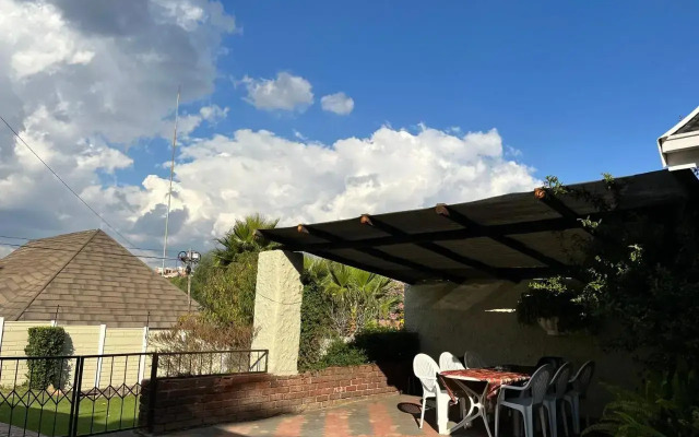 The Valley, tranquil 3 bedroom home with pool
