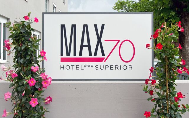 Hotel Max 70