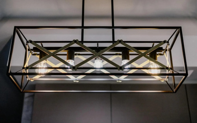 LA88 Bayview Apartment I