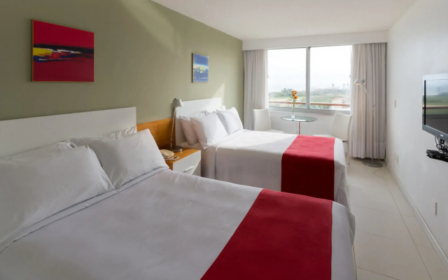UY Proa Sur Hotel