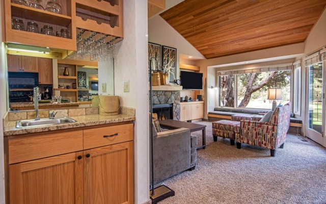 Eagle Crest on the Green