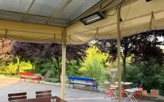 Nihad Bandb