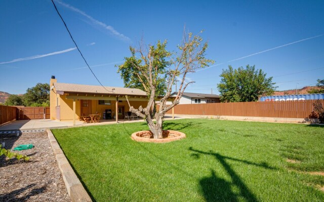 Pet-friendly Kanab Getaway w/ Patio & Grill!