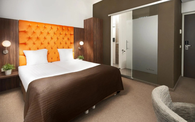 Hotel La Reine