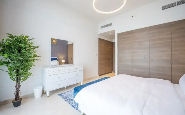 Dramatic Sea View 1 BHK ANWABYFour Apple