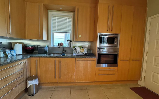 Sunward Coast Westside Homestay