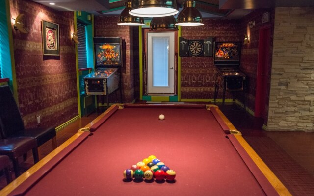 Mariaggi's Theme Suite Hotel & Spa
