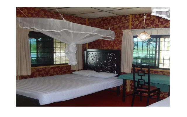 Safari Village Hotel