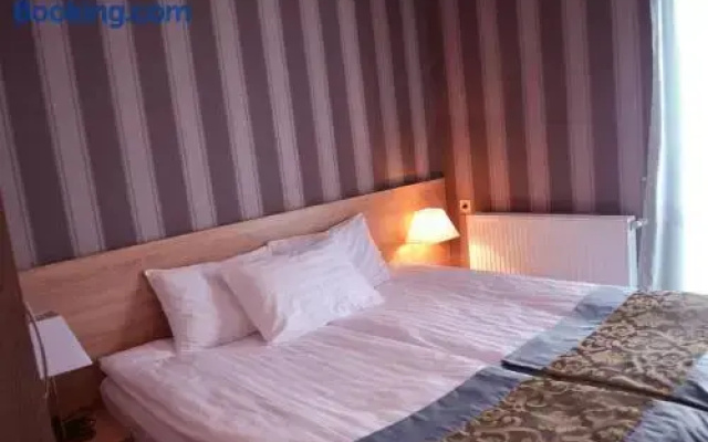 Edelweiss Hotel