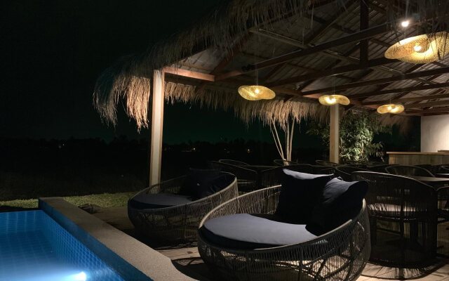 Cloud 9 Guest House