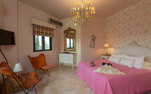 Luxury Villa Golden Crest with pool