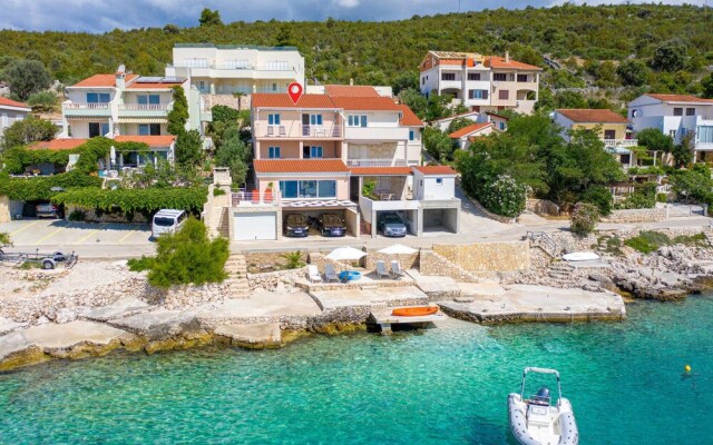 Amazing Home in Vinisce With Wifi and 2 Bedrooms