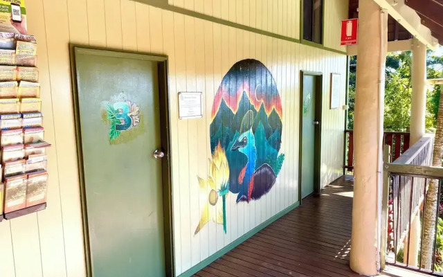 Jackaroo Treehouse Mission Beach - Hostel