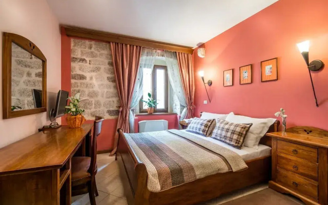 Forza Lux Guest House