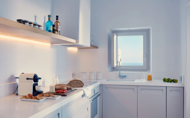 Astra Suites