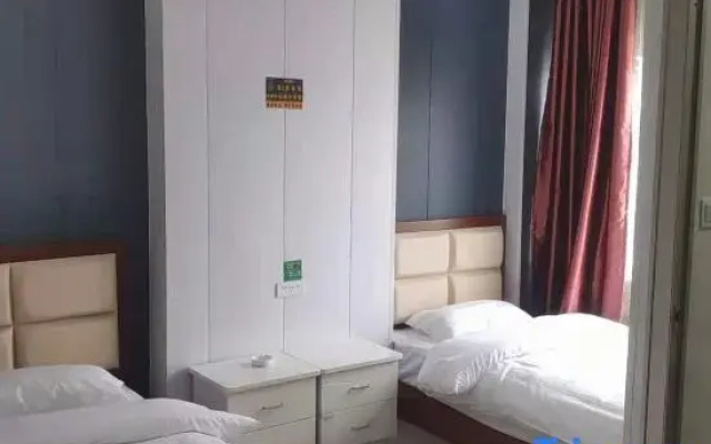 Gaolan Xinming Hotel