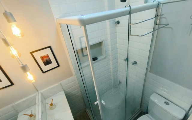 Flamengo: Studio completo, perto do metro