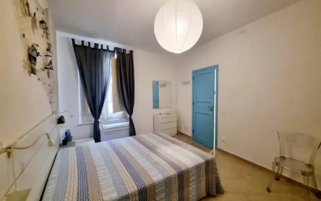 the Big Apartament Annee Elegant and Cozy---------------------------------------