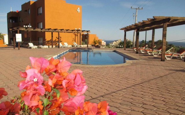 Sunrock Hotel and Suites