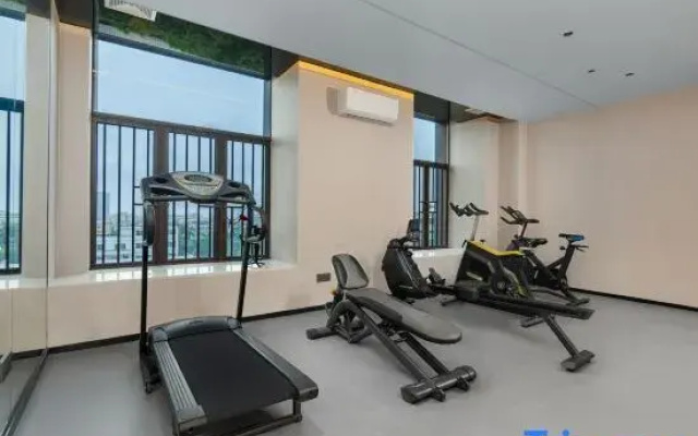 Licheng InterContinental (Foshan Lunjiao Metro Station Branch)