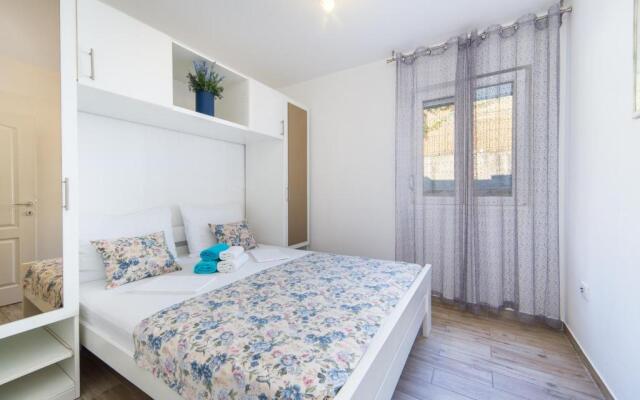 Apartments Maša