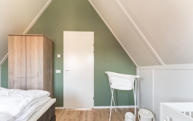 Holiday Home in Scherpenisse With Garden