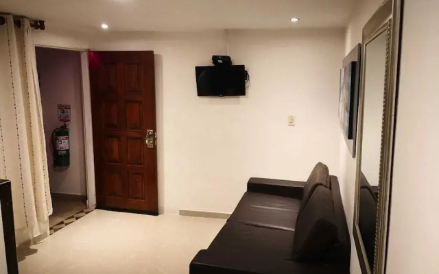 Hotel Ucla Center