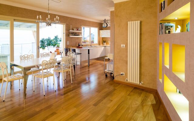 Villa Luce