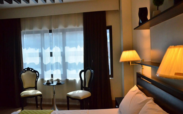 Oriental Zen Suites