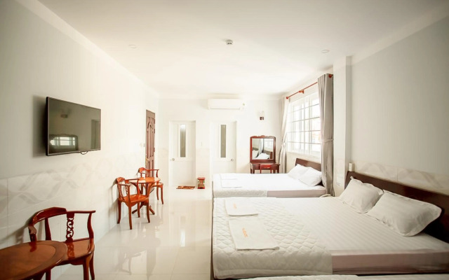Phu Hong Hotel