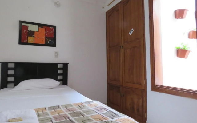 Hostal Juanes - Hostel