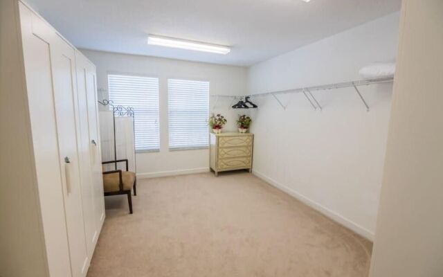 Hendrik's West Haven Vacation Home