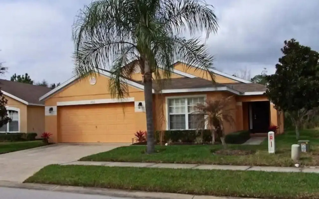 251 Sandy Ridge House 4 Bedroom by Florida Star