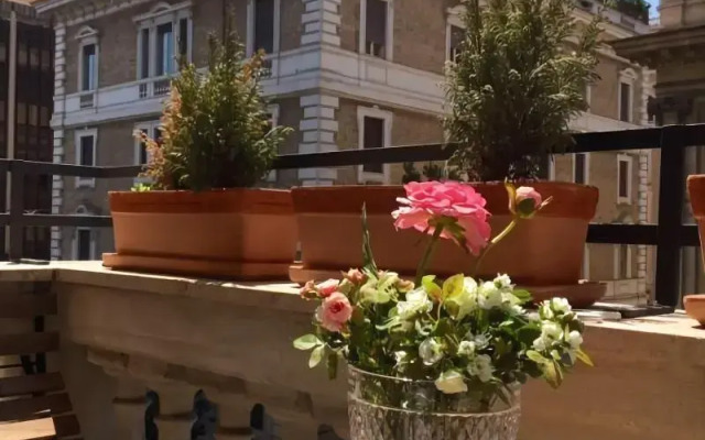 900 Piazza del Popolo