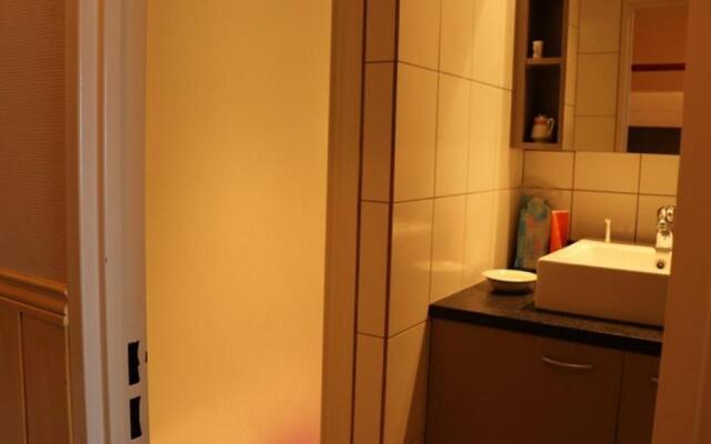 Appartement Cavalaire-sur-Mer, 1 pièce, 4 personnes - FR-1-100-184