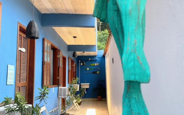 Suites Casa Azul-Vila do Abraão - conforto, limpeza, ótima localização