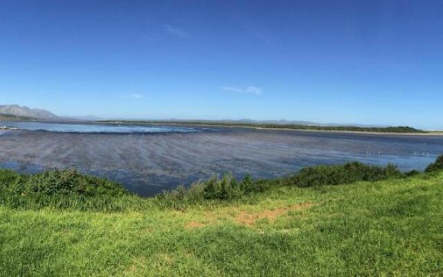 Hermanus Backpackers