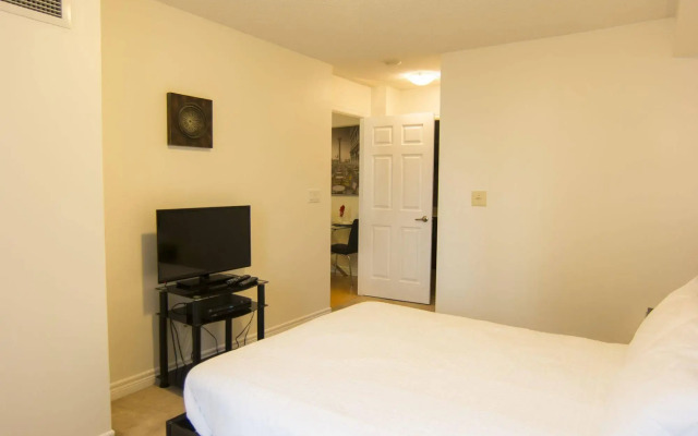 Maplewood Suites - Square One
