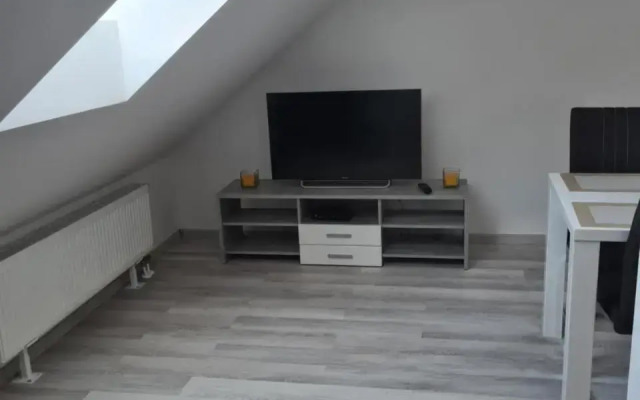 Rok Apartment