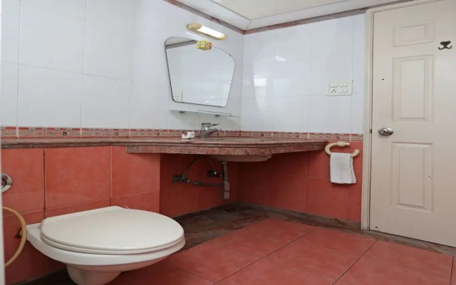 La Royle Appartments By OYO Rooms