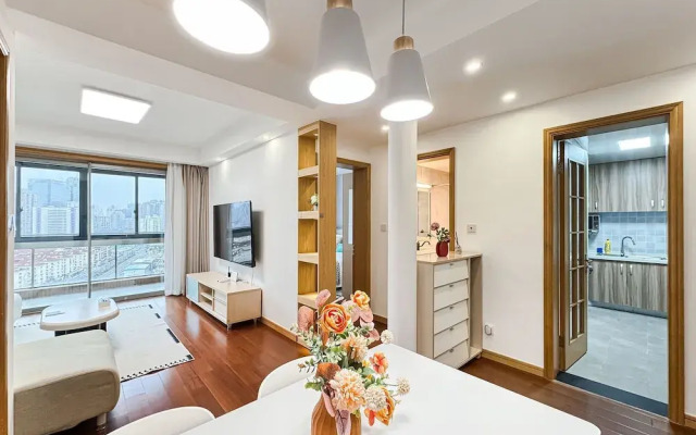 Tyms 2BR  with Kitchen Line2