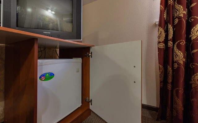 У Озера от Травел Хотелс Антураж