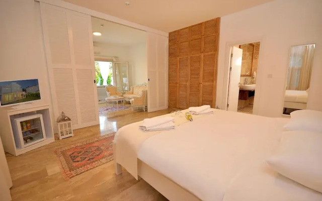 Villa Blanche Otel