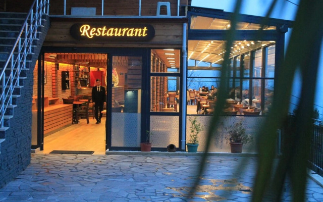Sari Kosk Hotel