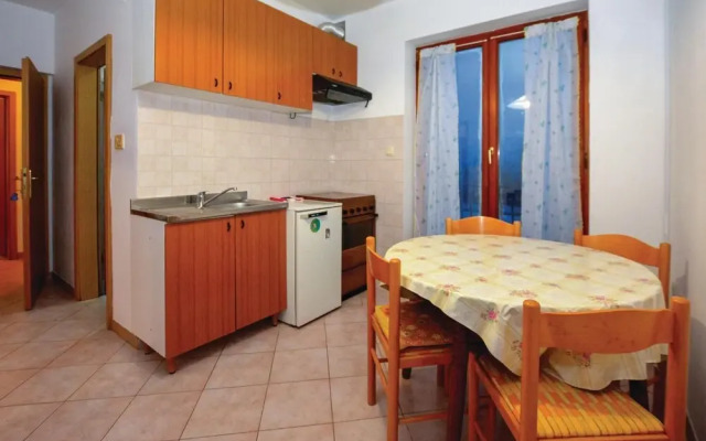 Beautiful Home in Izola With Wifi and 2 Bedrooms