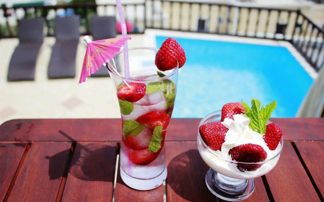 Amerisa Suites & Villa