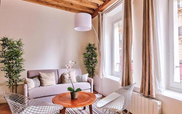 B  363- Magnifique appartement au coeur de Saint michel