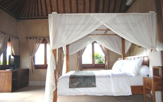 Three Monkeys Villas