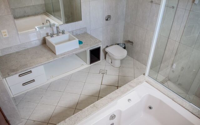 #15 Villagio Di Roma Guarapari - Four Bedroom Apartment